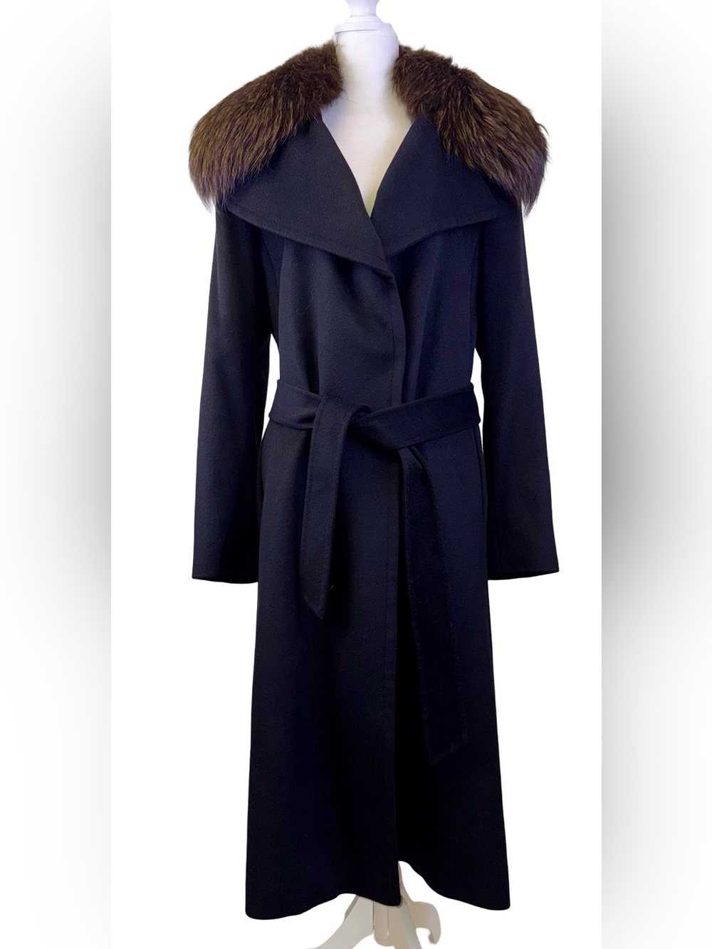 BURBERRY BLACK CASHMERE COAT WITH FOX COLAR